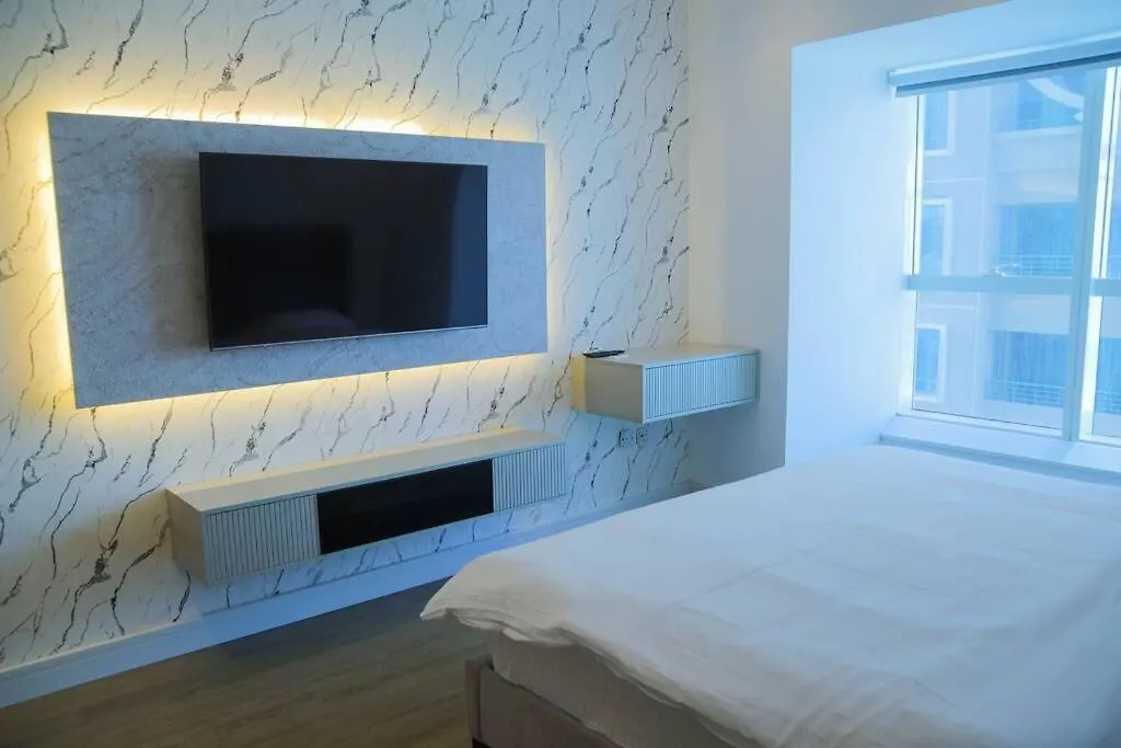 Stunning Seaview Elite Residence Dubai Marina Apartment