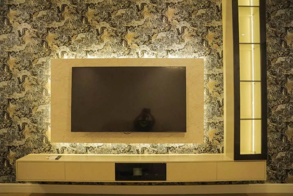 Stunning Seaview Elite Residence Dubai Marina Apartment